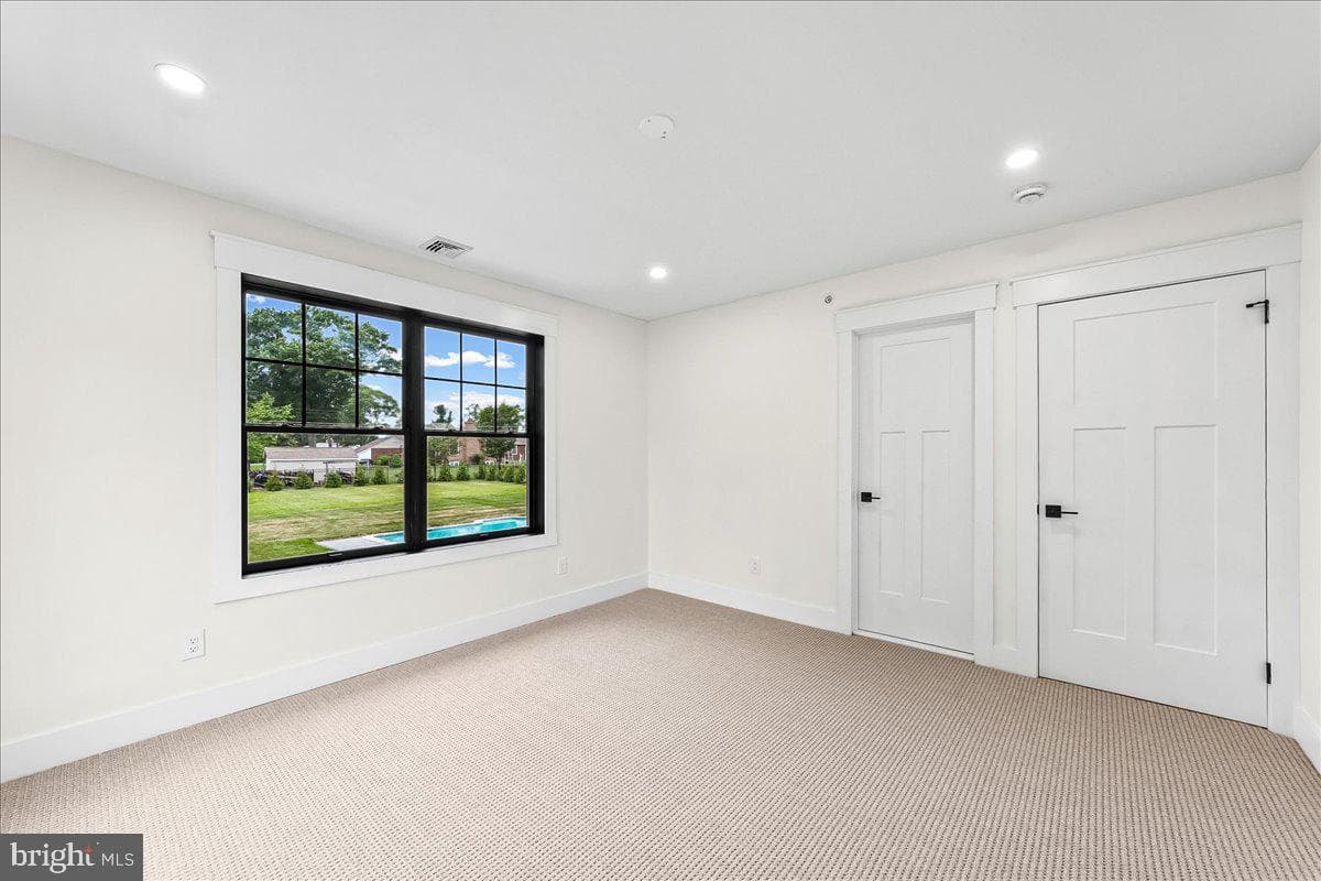 1008 Richmond Road photo 42