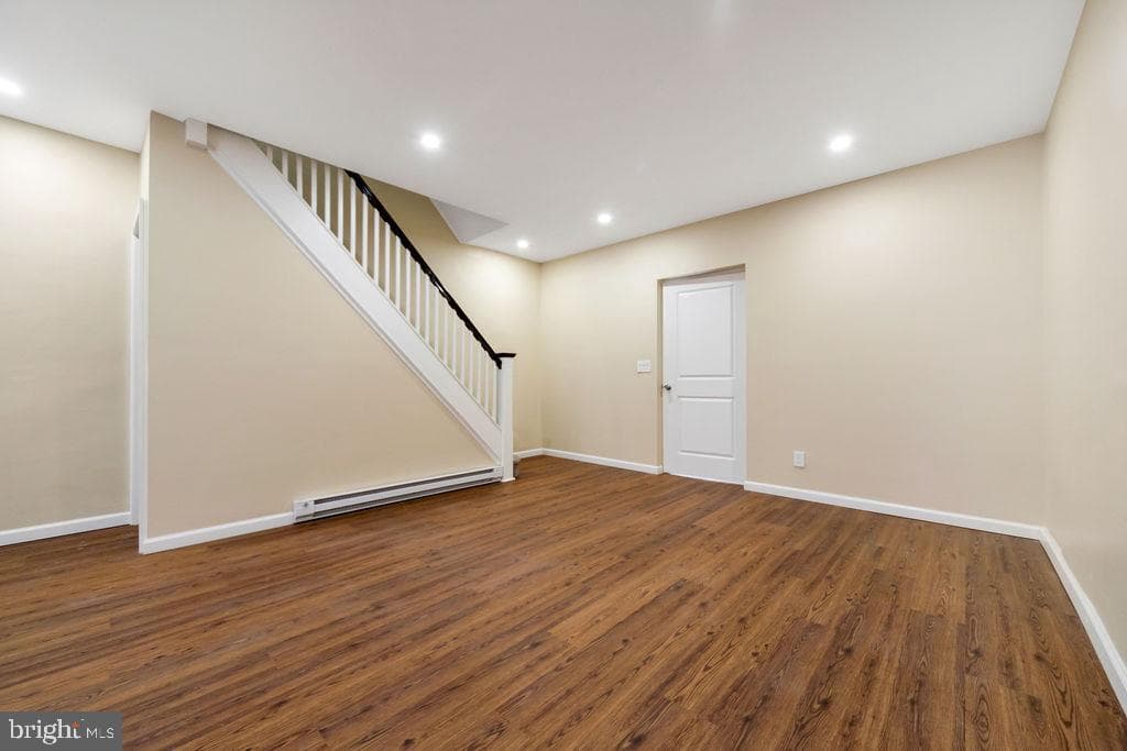 1016 Andrews Avenue photo 6