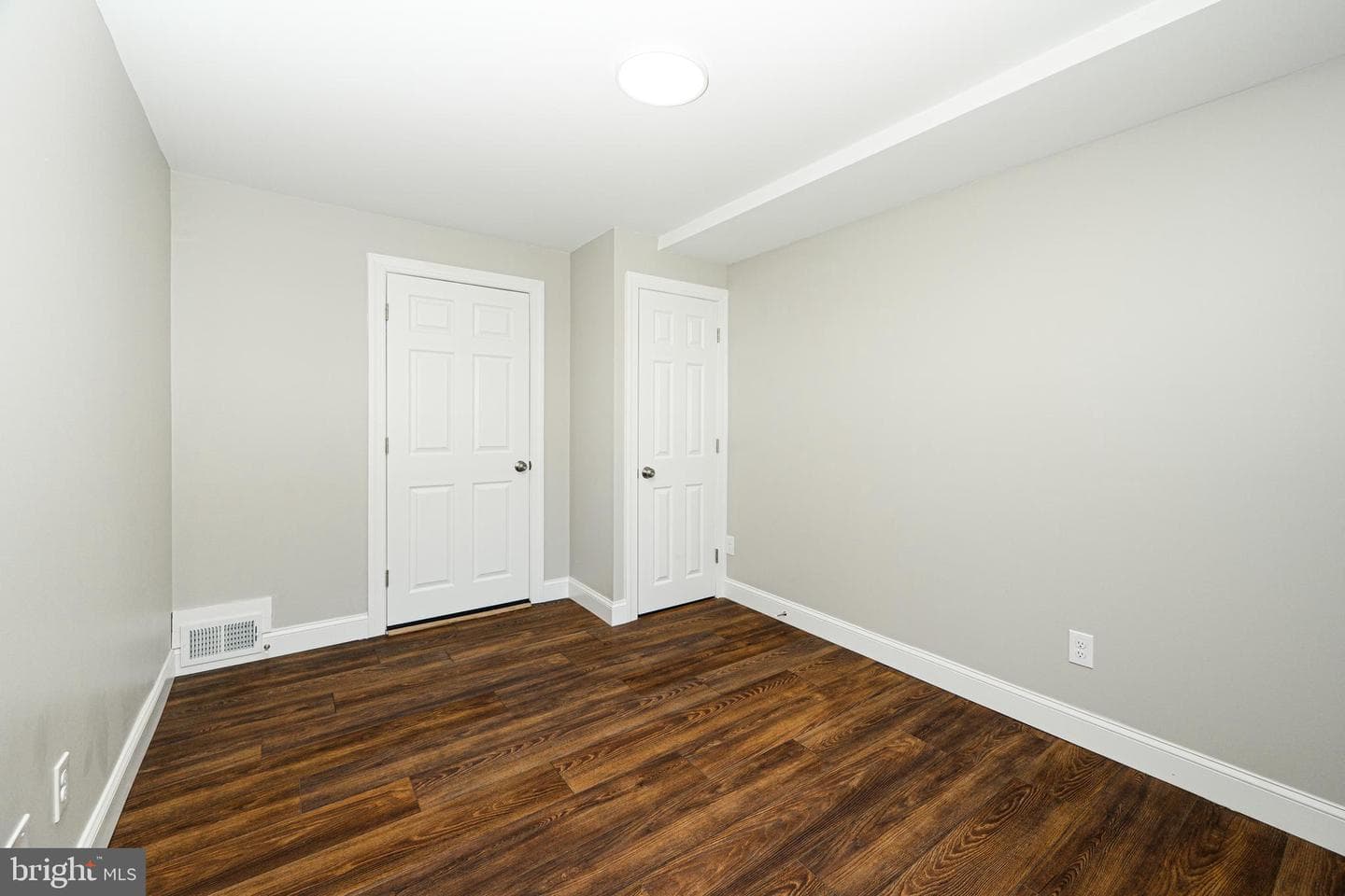 431 Holmes Road photo 22
