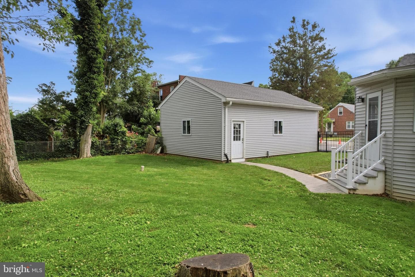 418 Buchanan Avenue photo 46