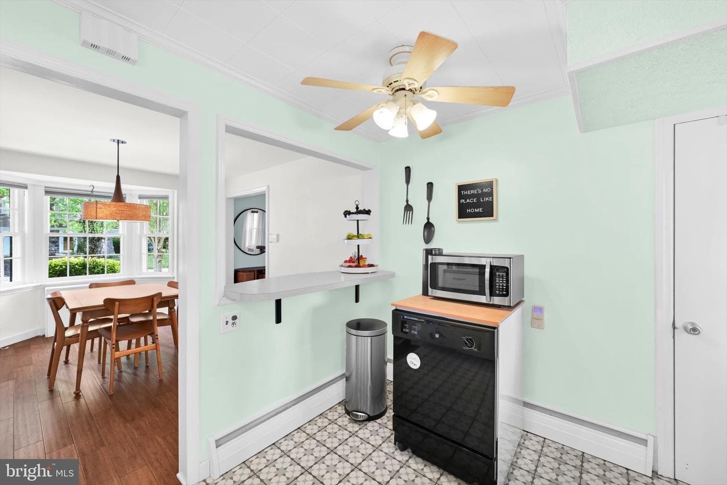 2420 Franklin Avenue photo 15