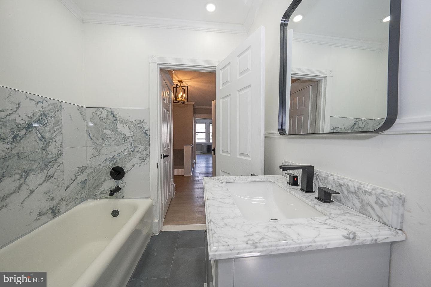 718 Bullock Avenue photo 37