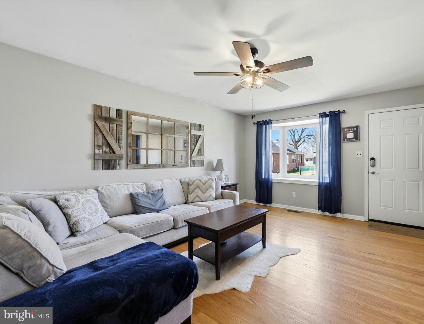 1118 Johnson Street photo 4