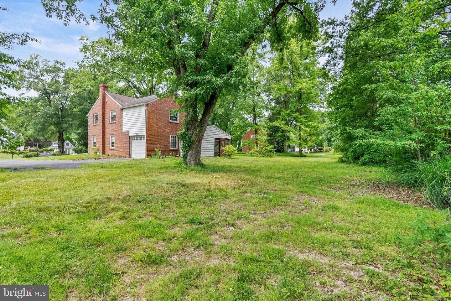 402 Hawthorne Road photo 23