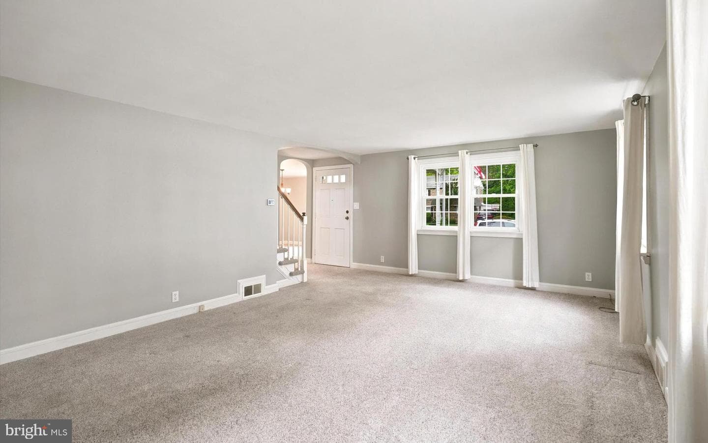 2434 Merwood Lane photo 4