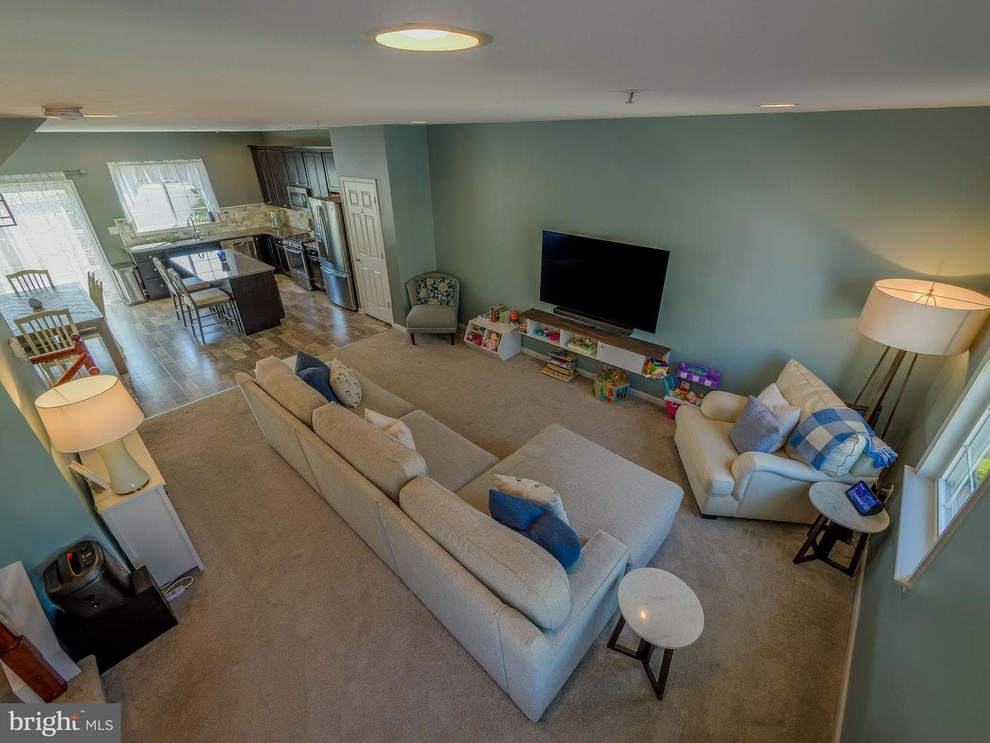 14 Faraday Court photo 25