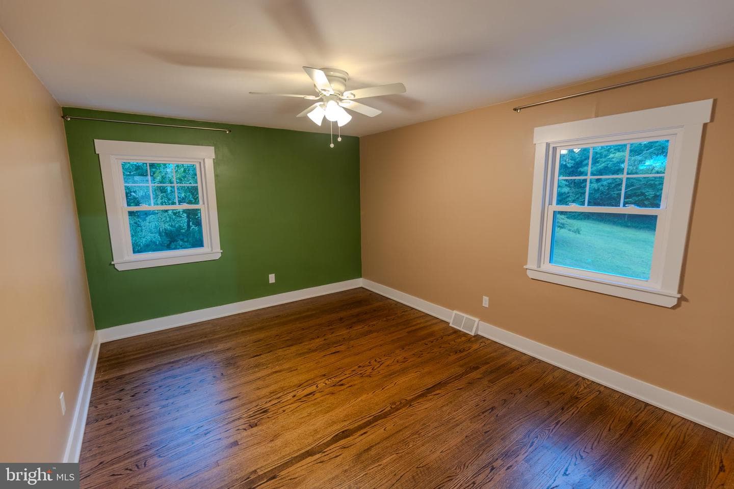 61 Chapel Hill Road photo 23