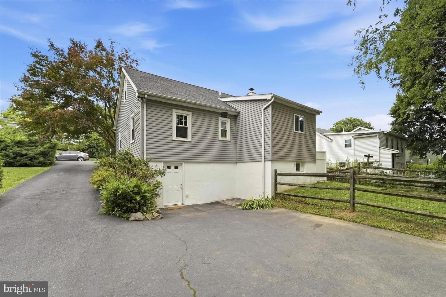 202 Highland Avenue photo 4