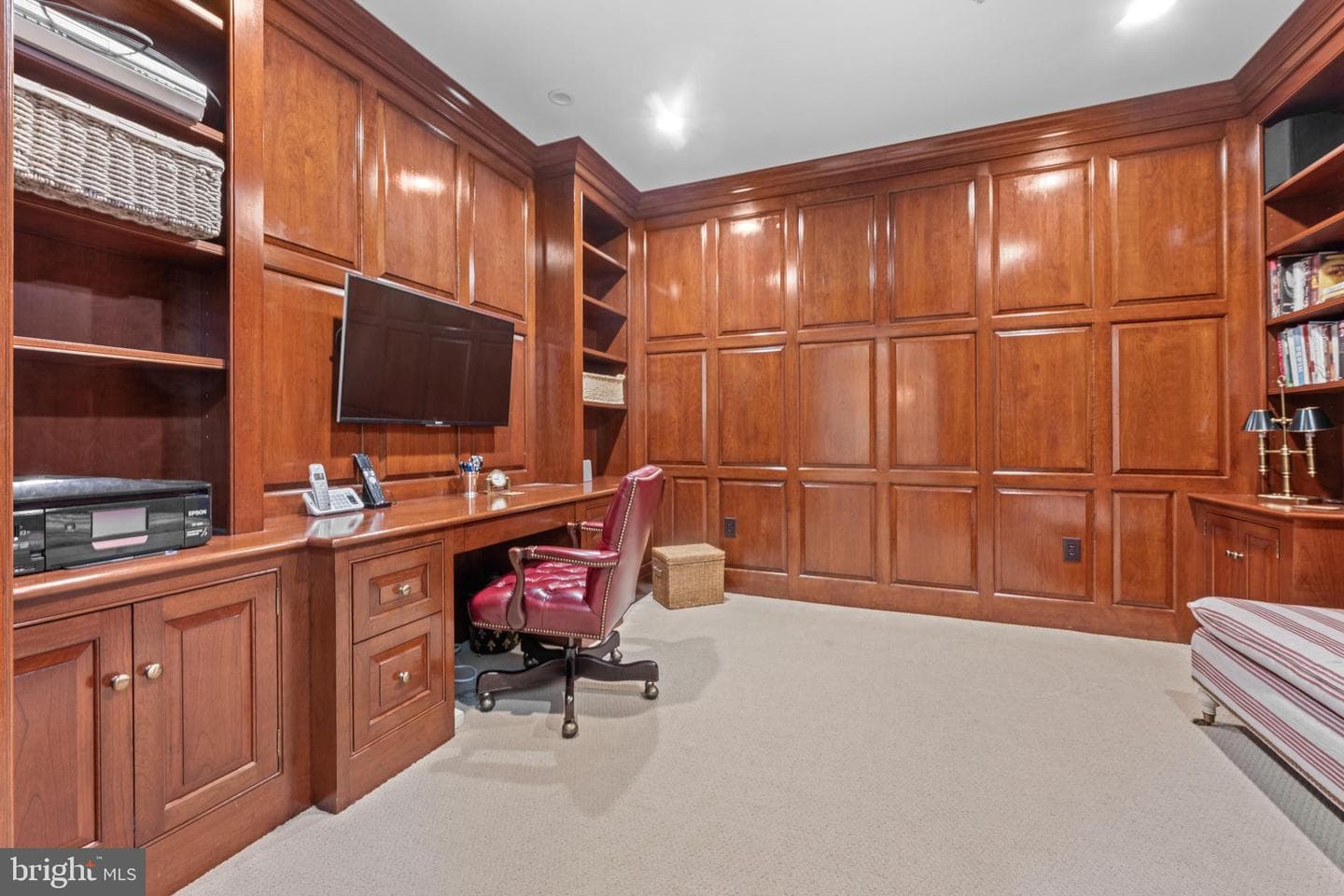 5304 Parkview Drive photo 22