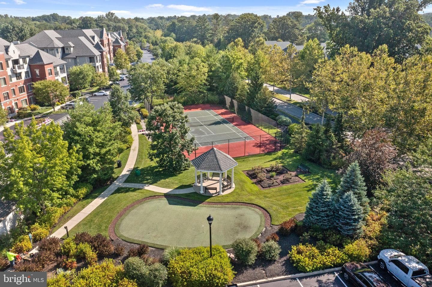 5304 Parkview Drive photo 44