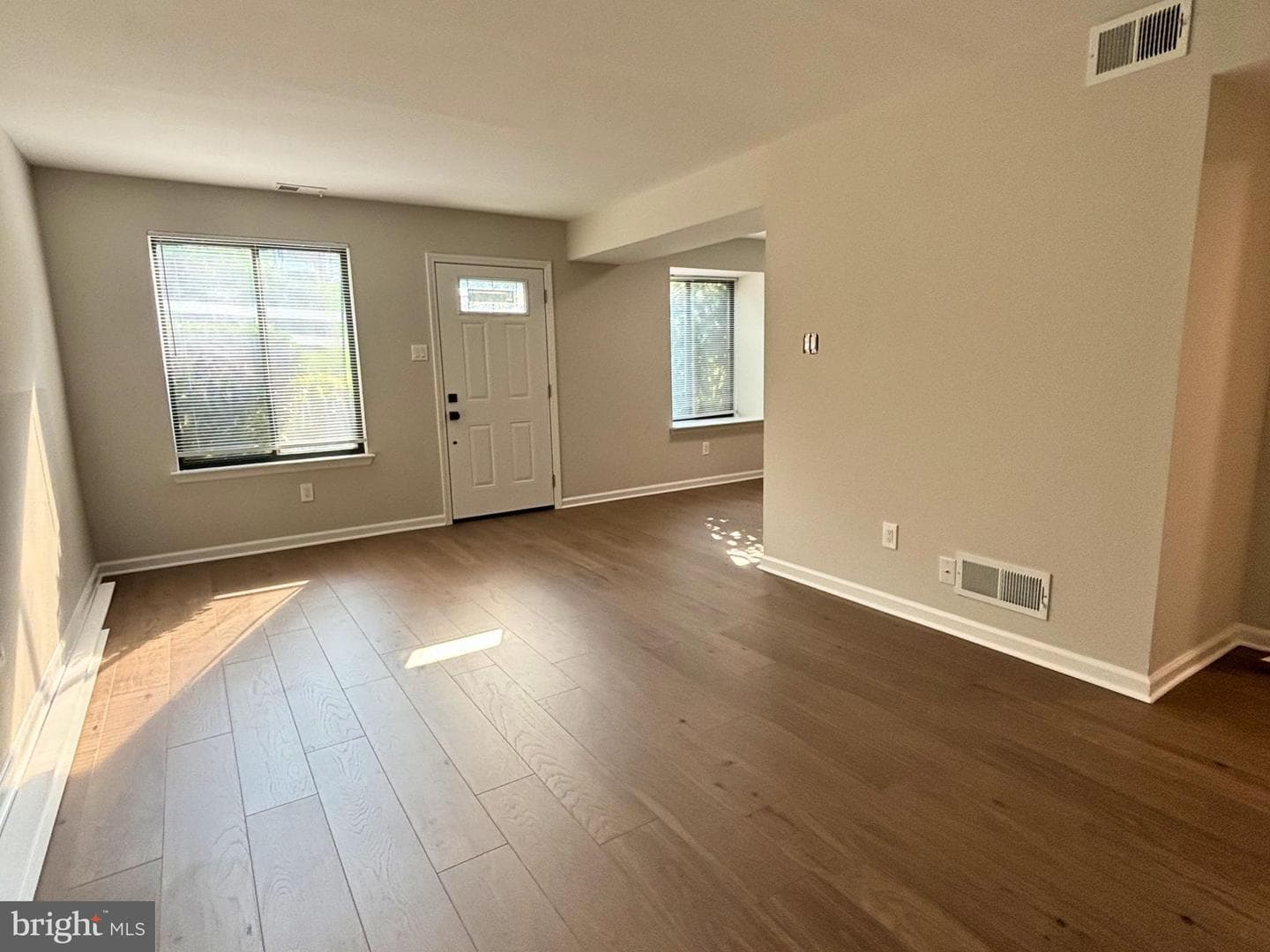 6702 Hilltop Drive photo 8