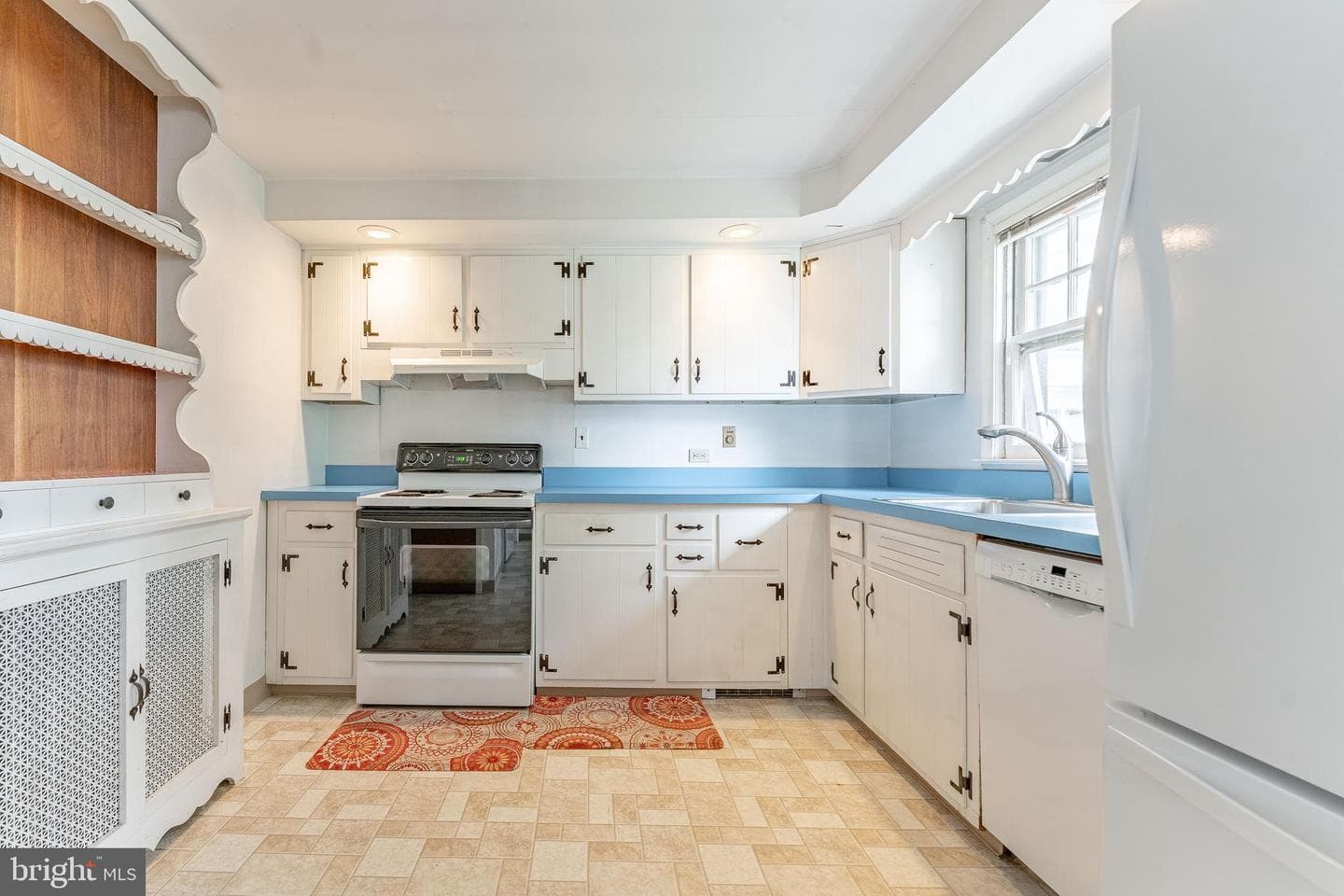 855 Martin Avenue photo 14