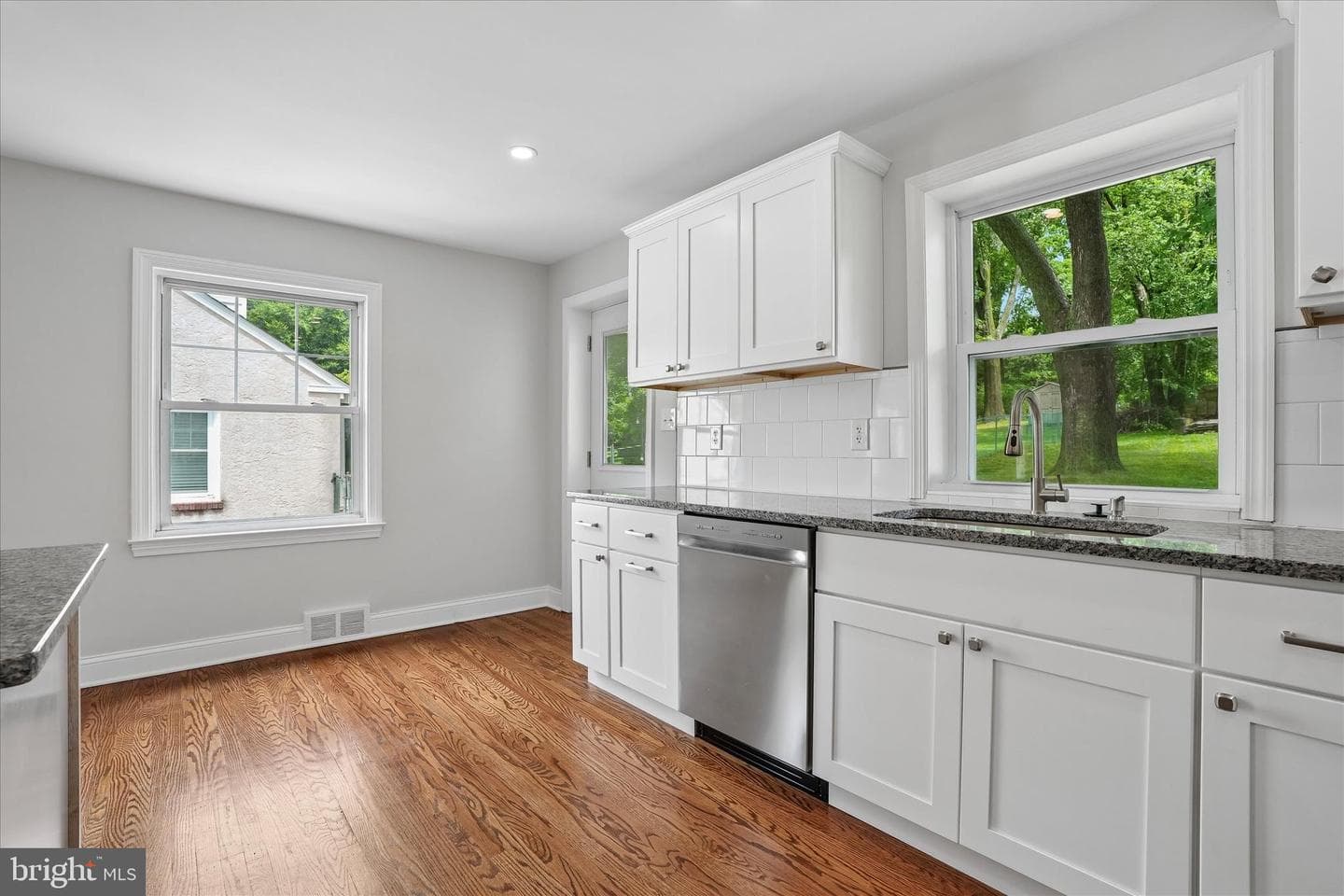 505 Glendale Road photo 13