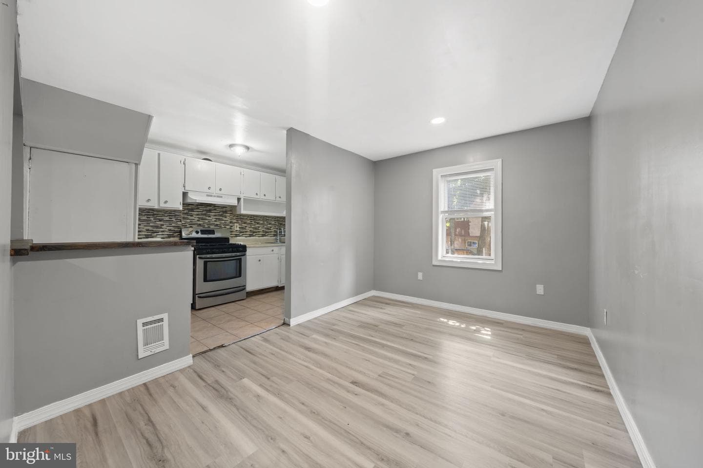 1125 Remington Street photo 10