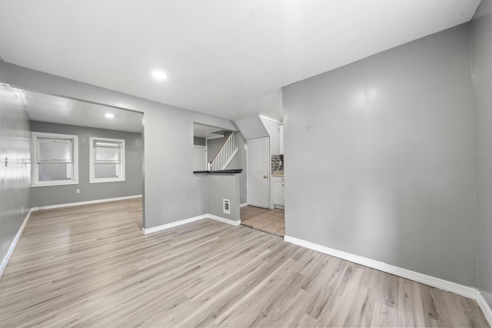 1125 Remington Street photo 12