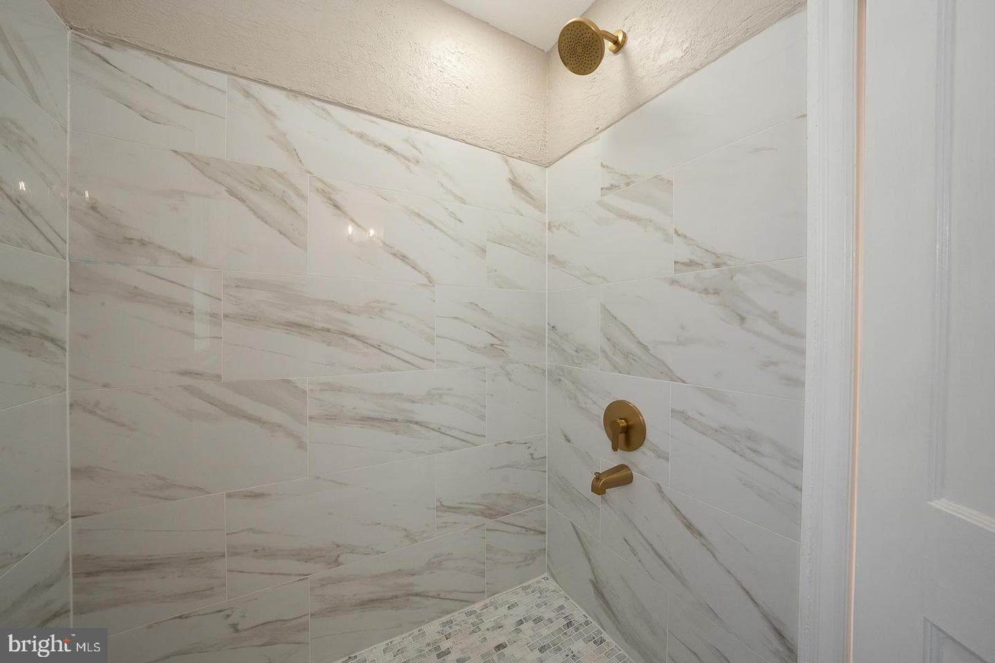 291 Jackson Ave photo 40