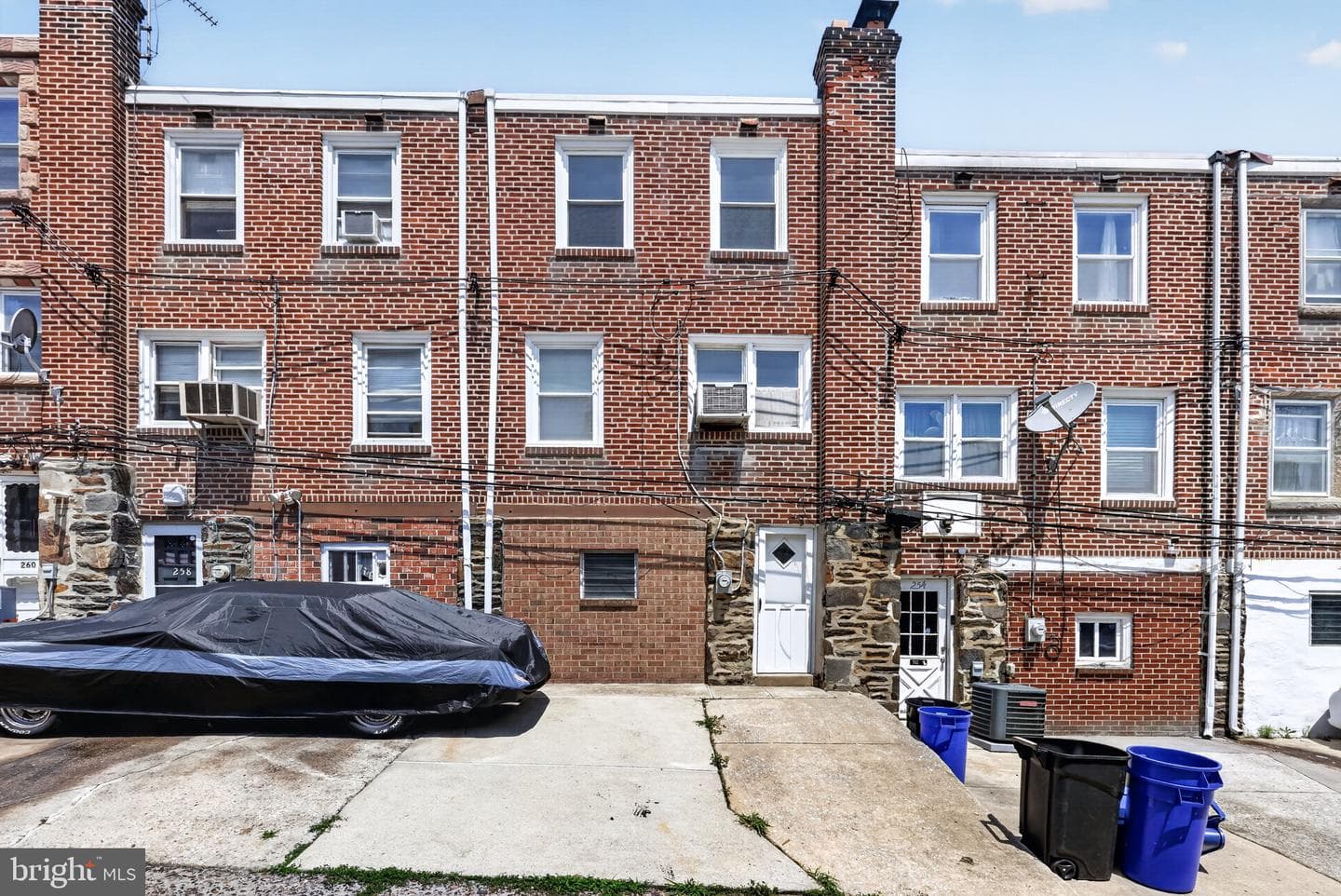 256 Cambridge Road photo 4