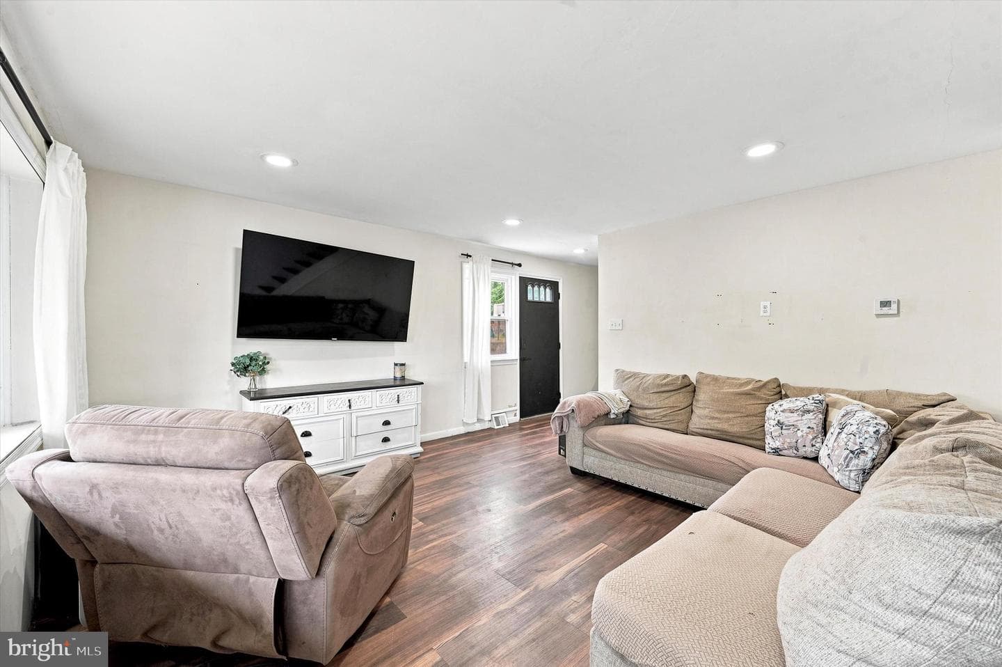 1403 Parklane Road photo 6