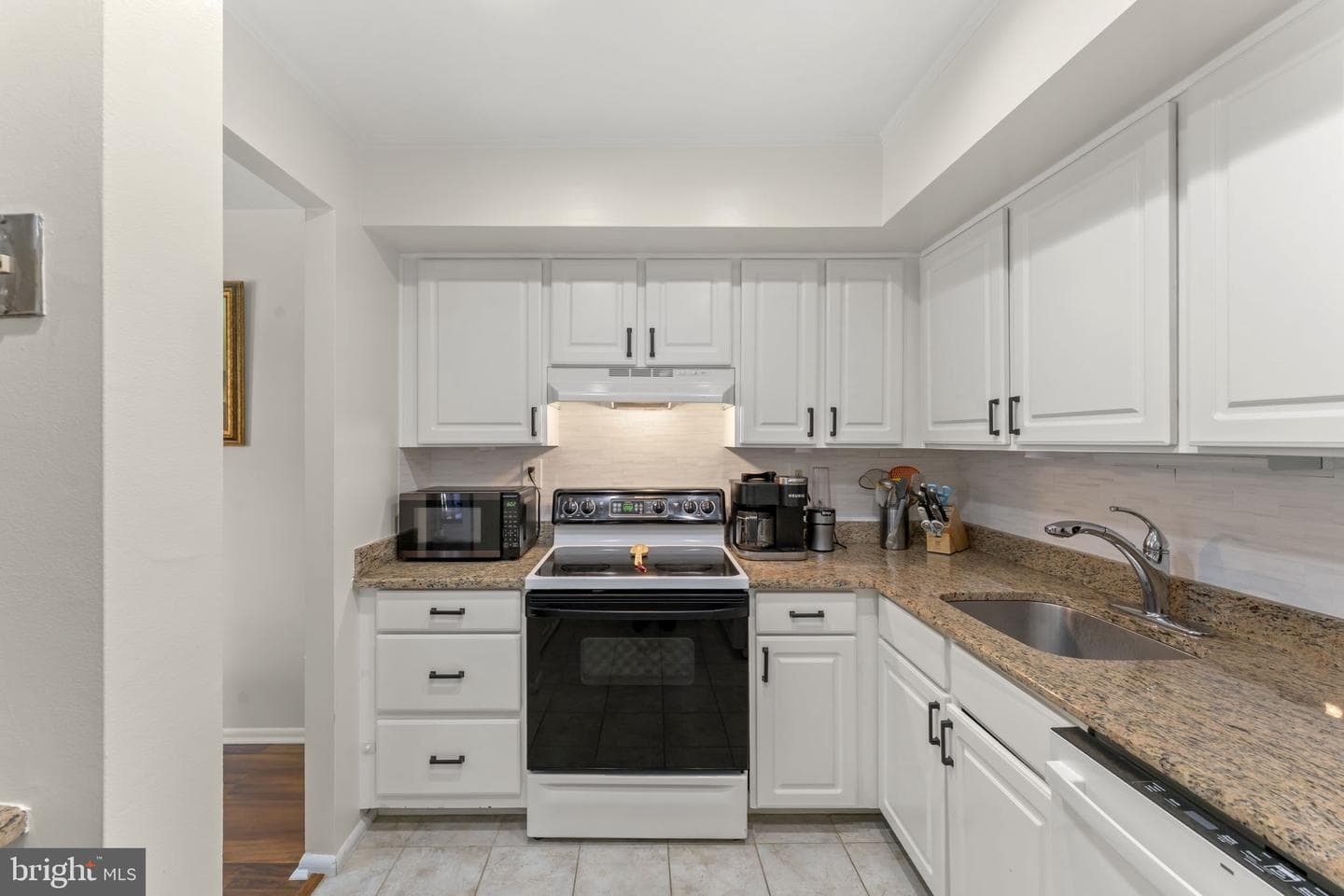 700 Ardmore Avenue #614 photo 11