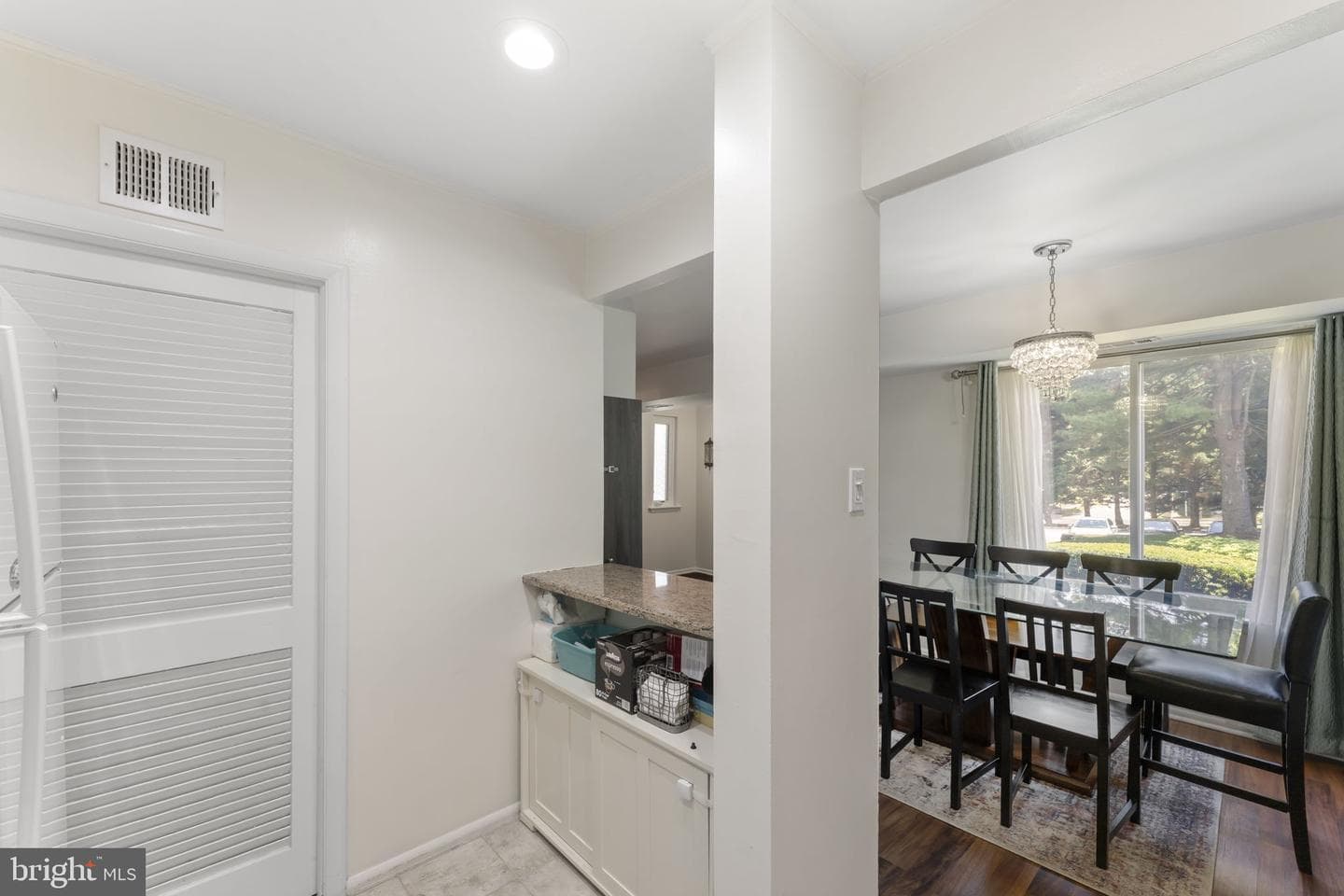 700 Ardmore Avenue #614 photo 12