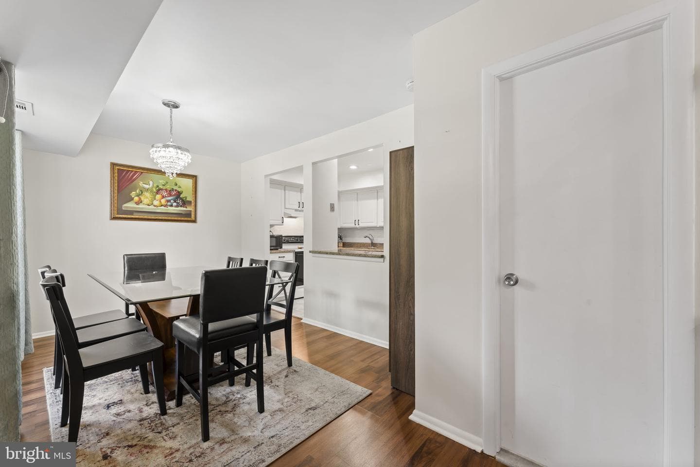 700 Ardmore Avenue #614 photo 9