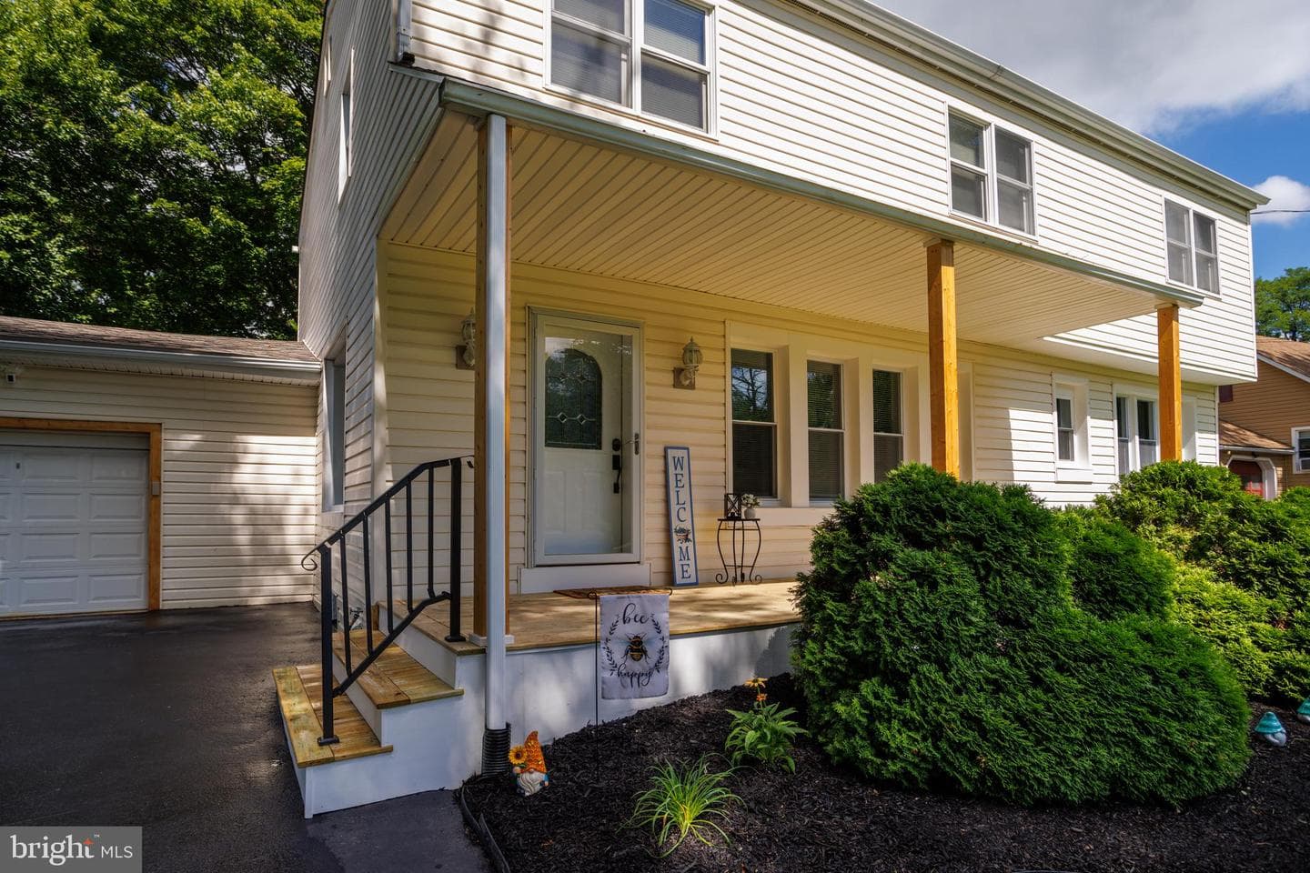 652 Meetinghouse Road photo 4