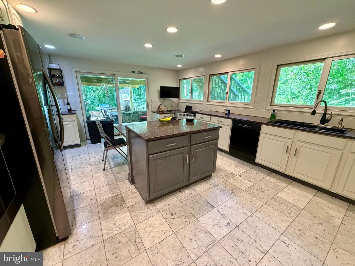 756 Camp Woods Road photo 20