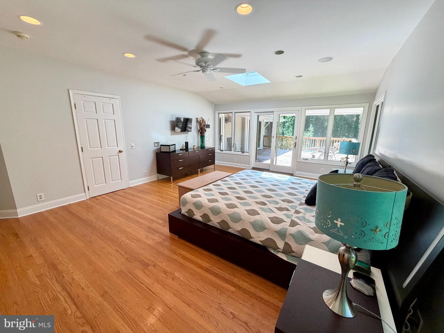 756 Camp Woods Road photo 30
