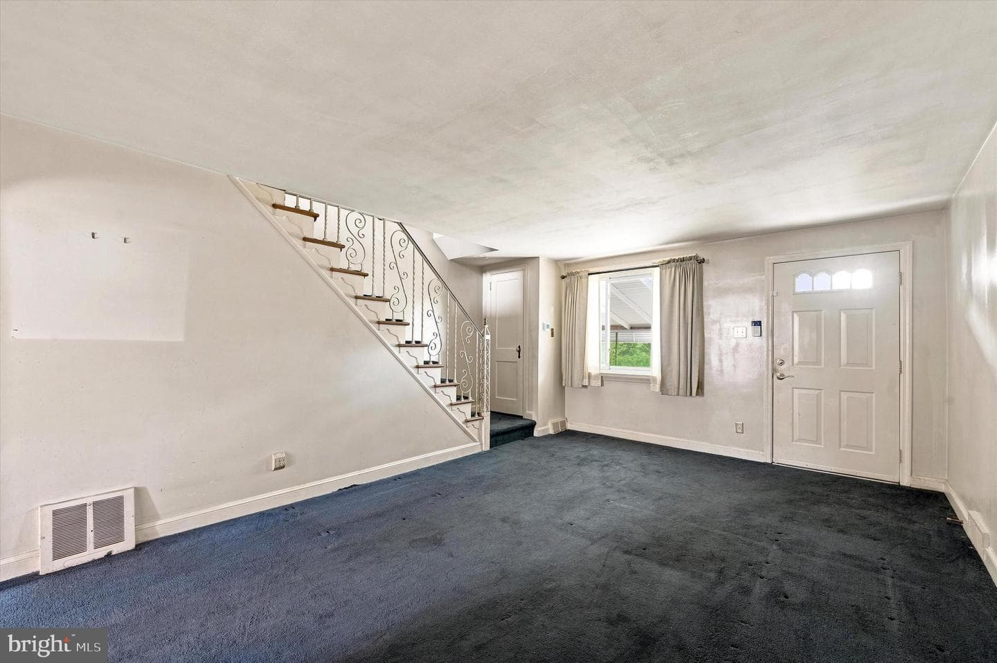 408 Rively Avenue photo 4