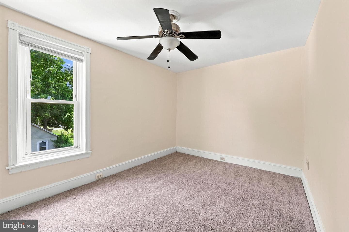 242 Virginia Avenue photo 15
