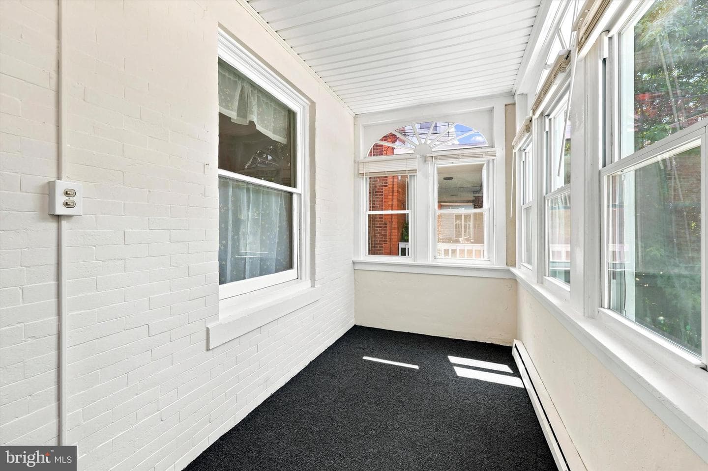 242 Virginia Avenue photo 3