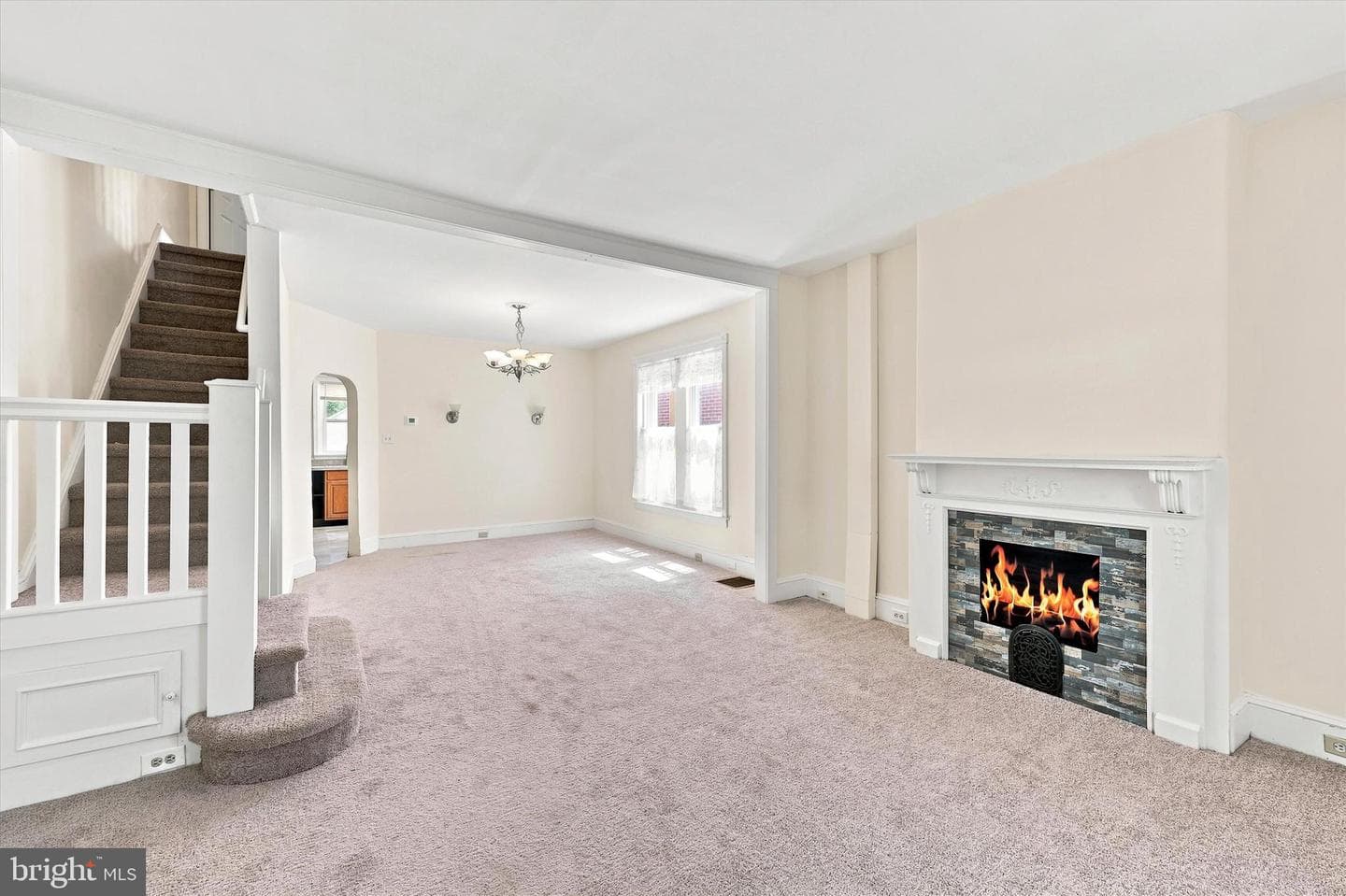 242 Virginia Avenue photo 4