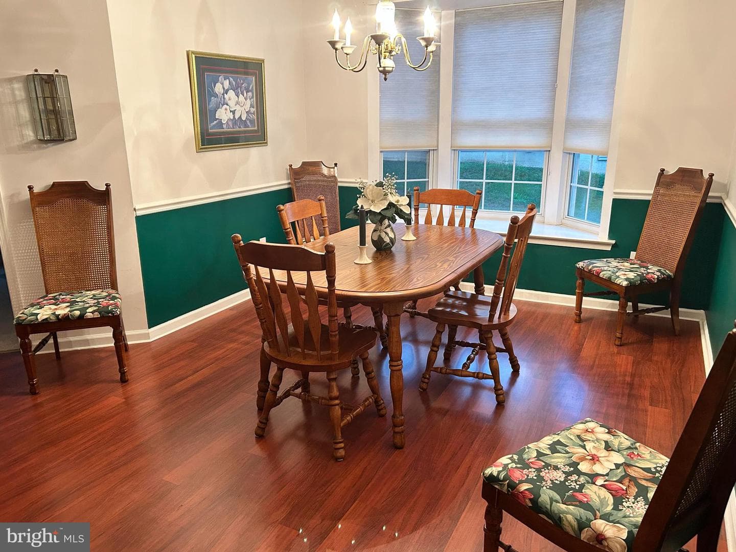 1601 Country Club Drive photo 3