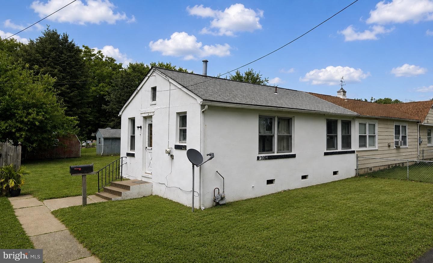 410 Austin Court photo 15