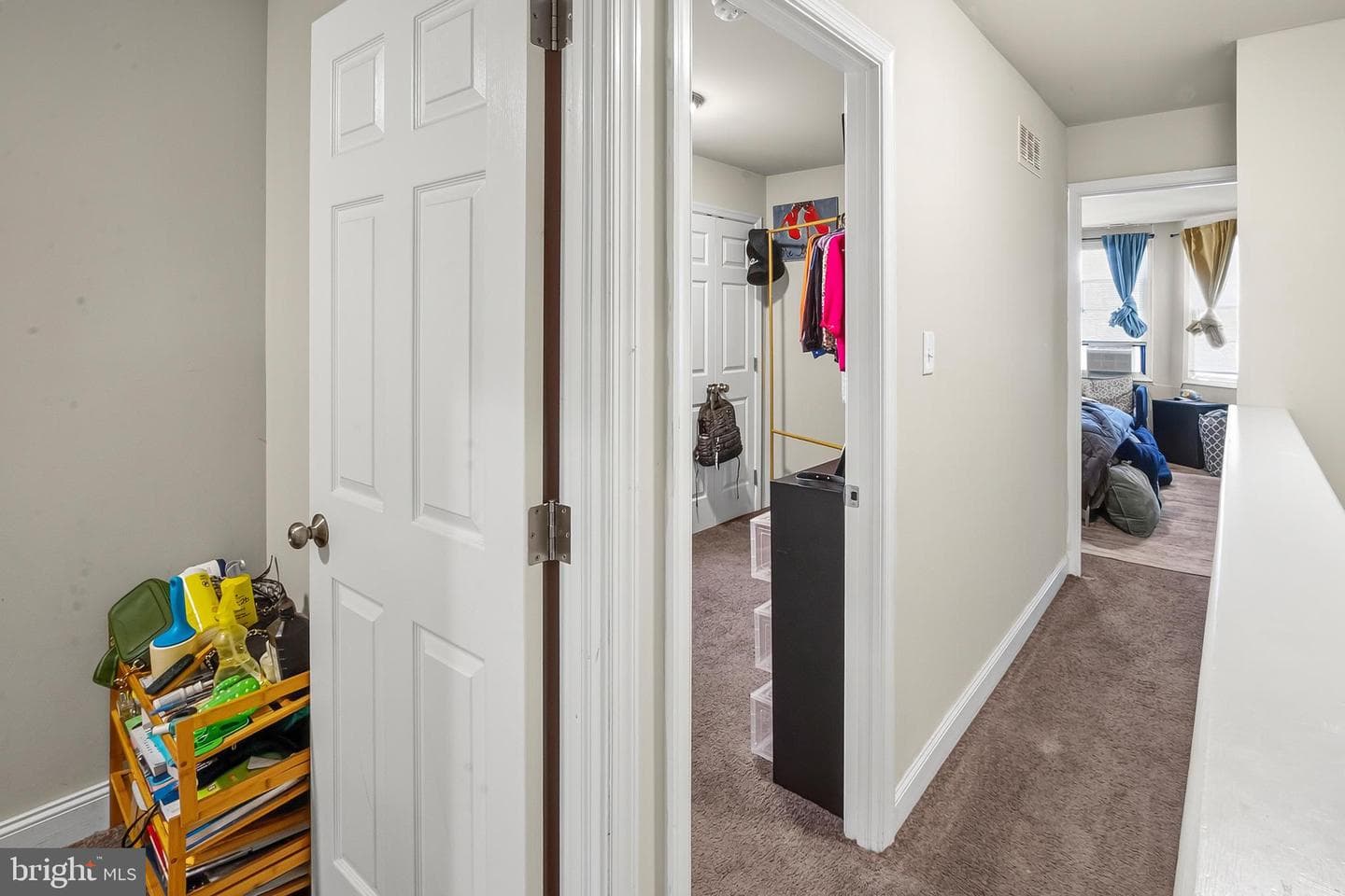 1106 Lawrence Avenue photo 13