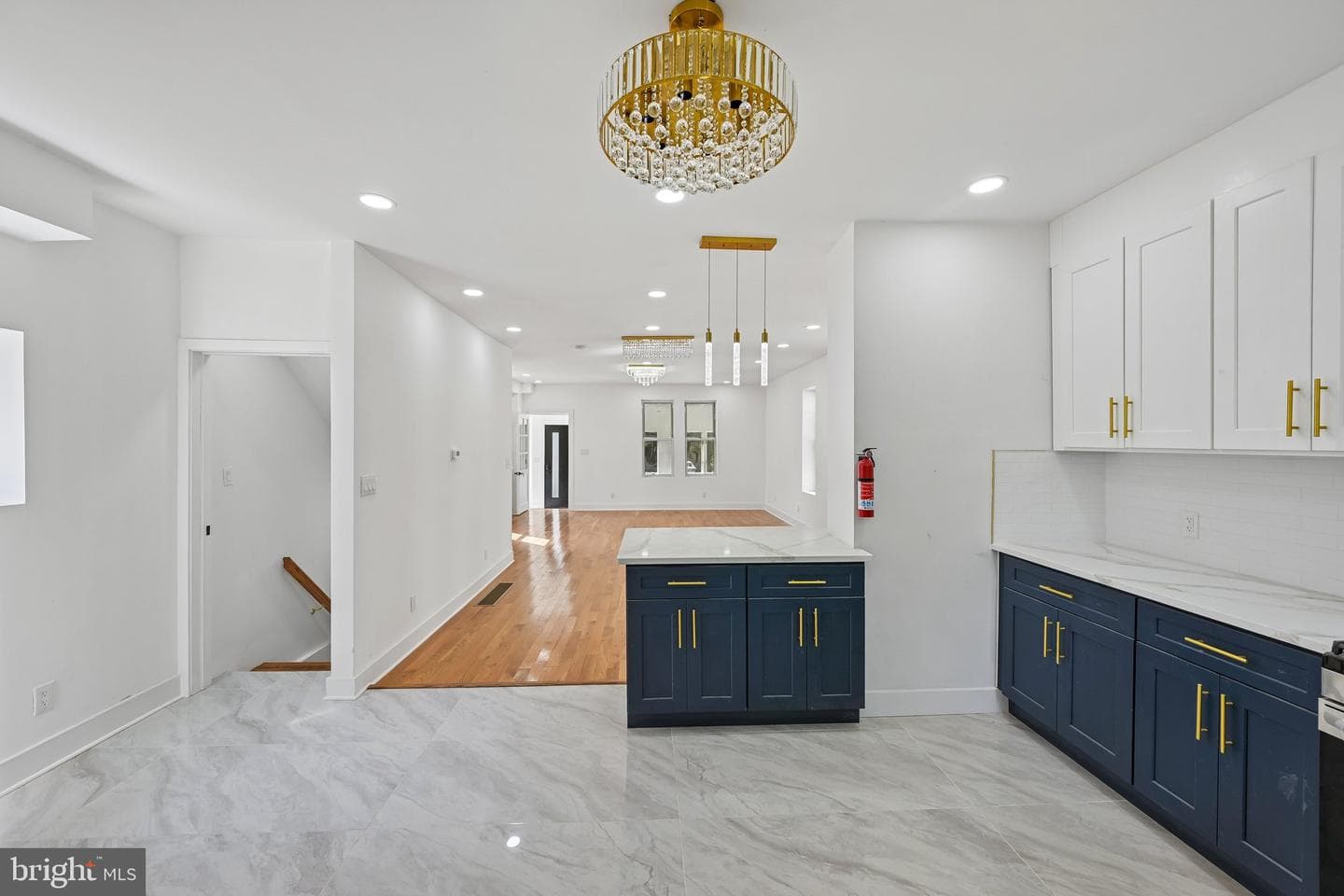 45 W Essex Avenue photo 12