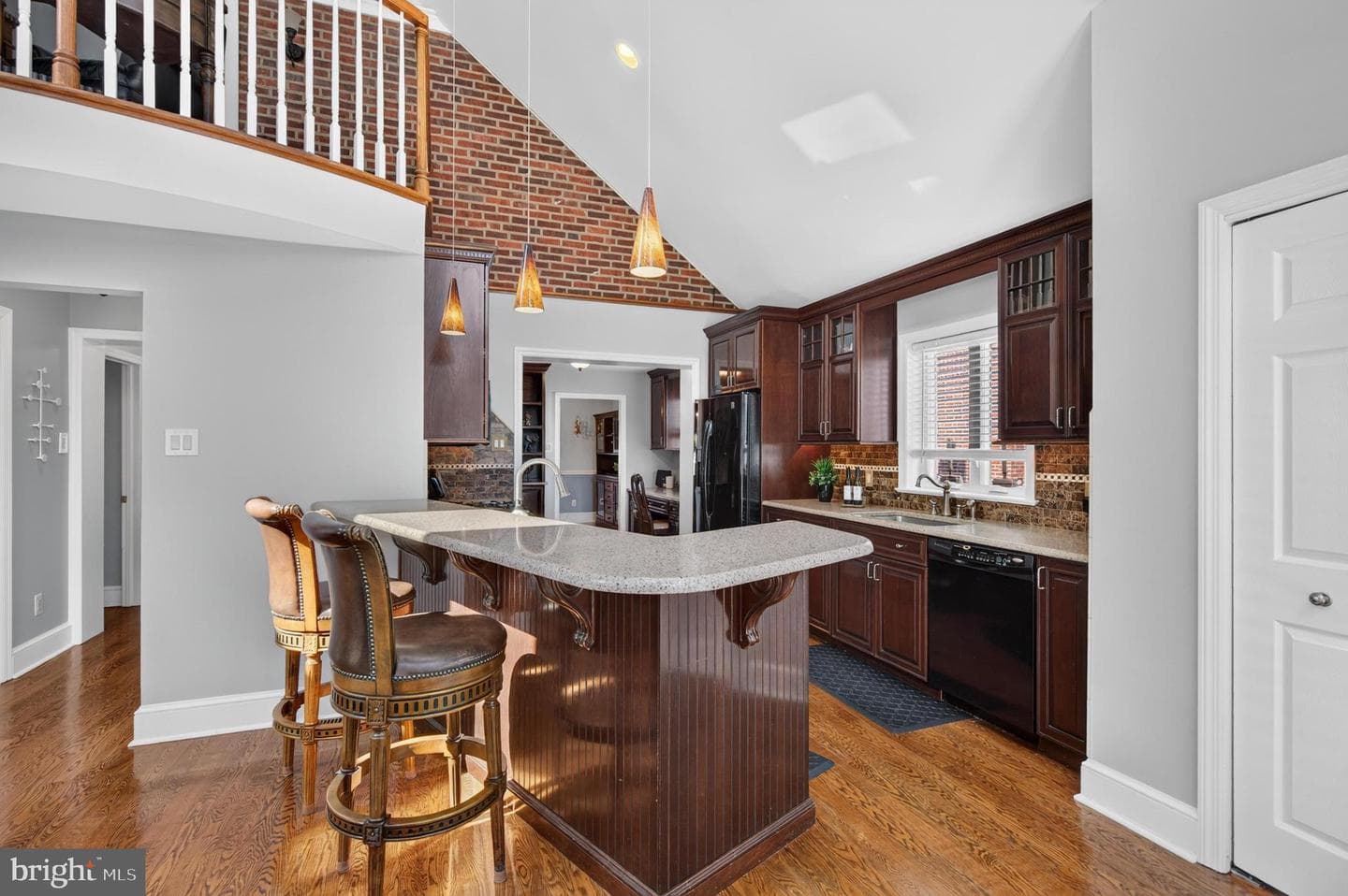540 Hawarden Road photo 14