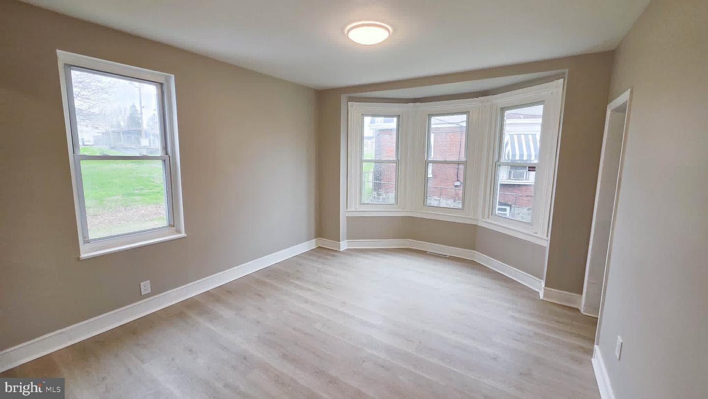 1112 Elmwood Avenue photo 5