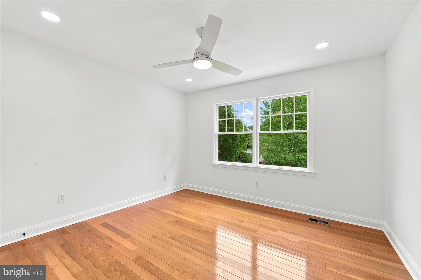16 Heather Way photo 20