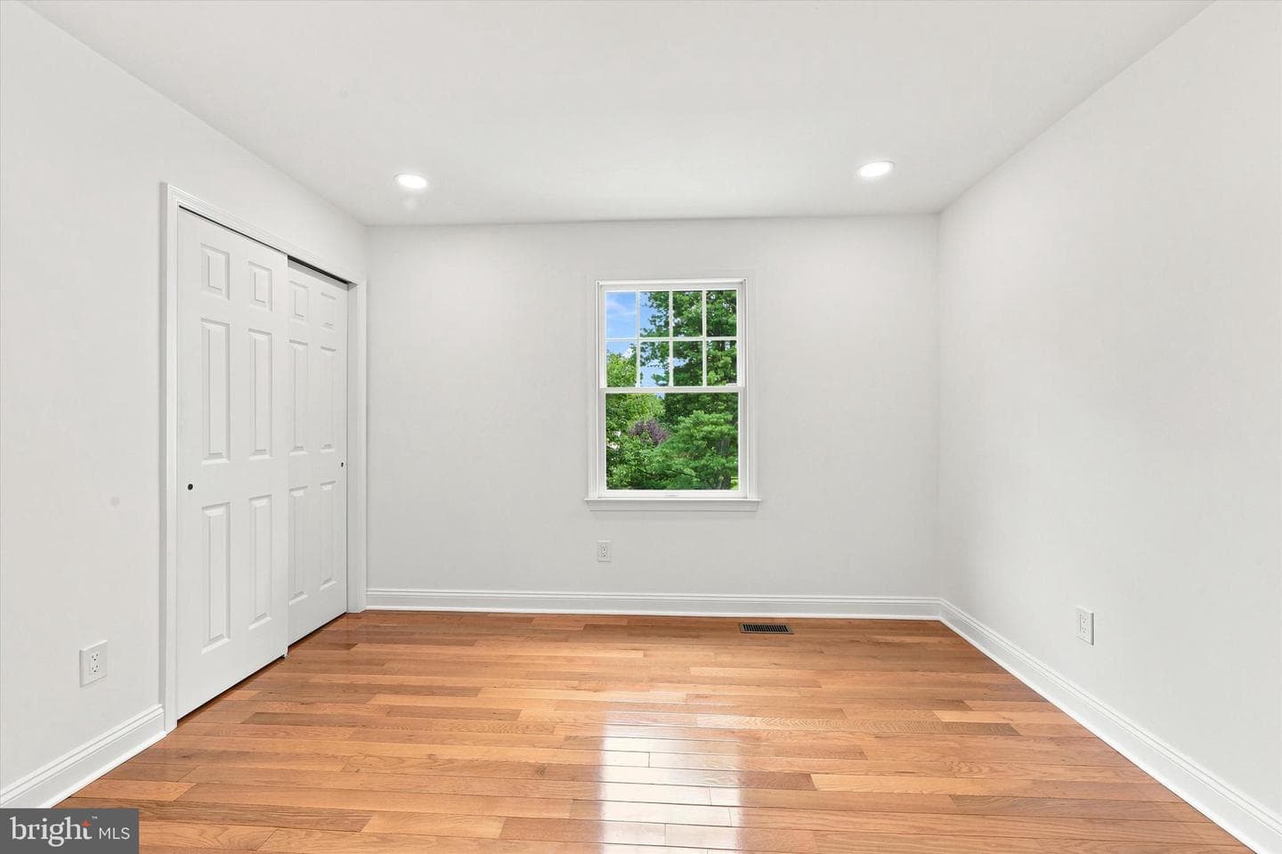 16 Heather Way photo 22