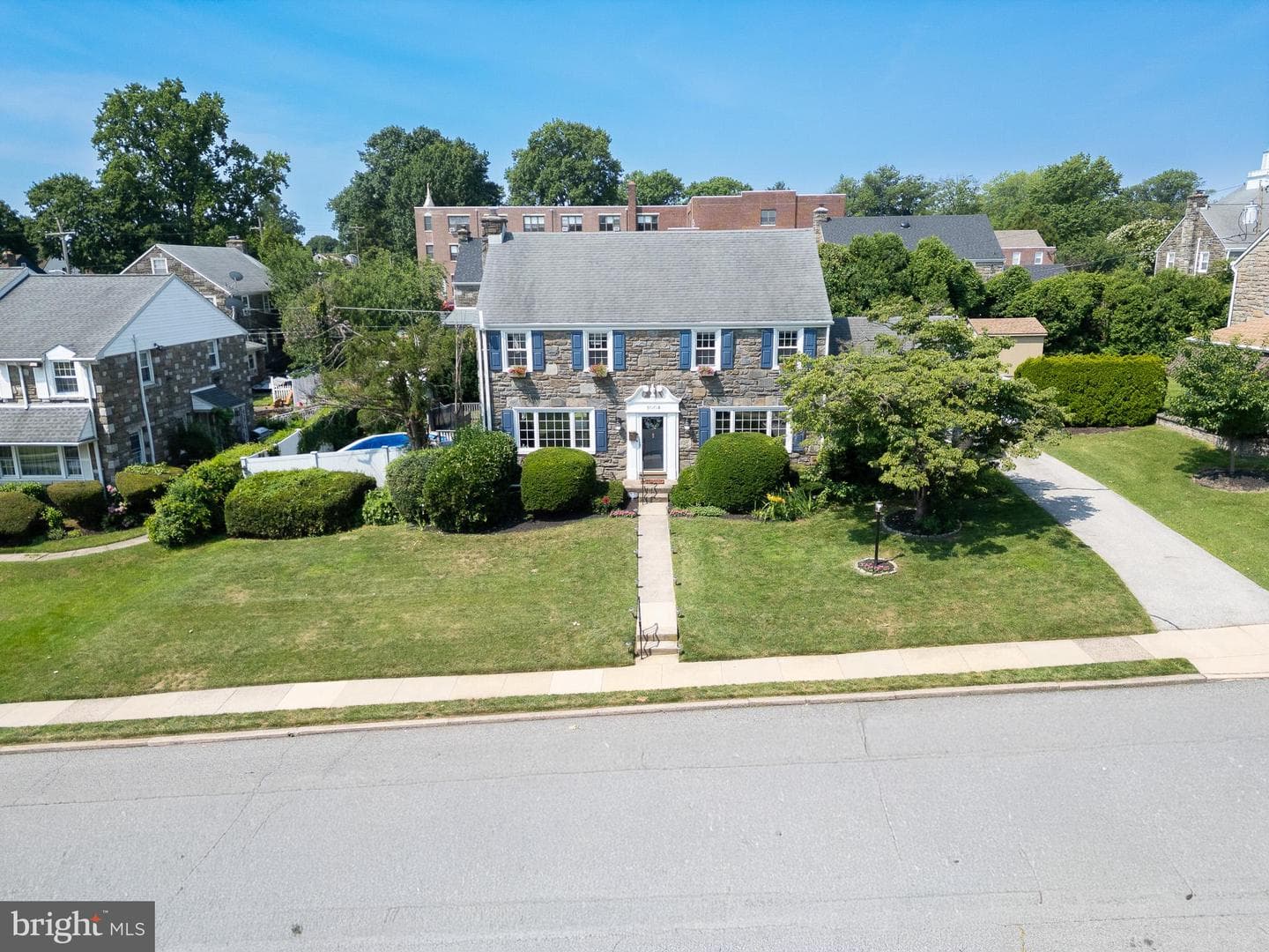 1004 Shadeland Avenue photo 3