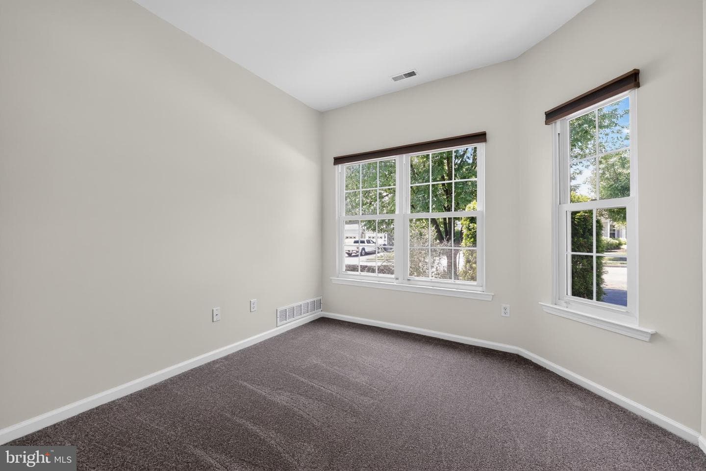 18 Dresner Circle photo 31