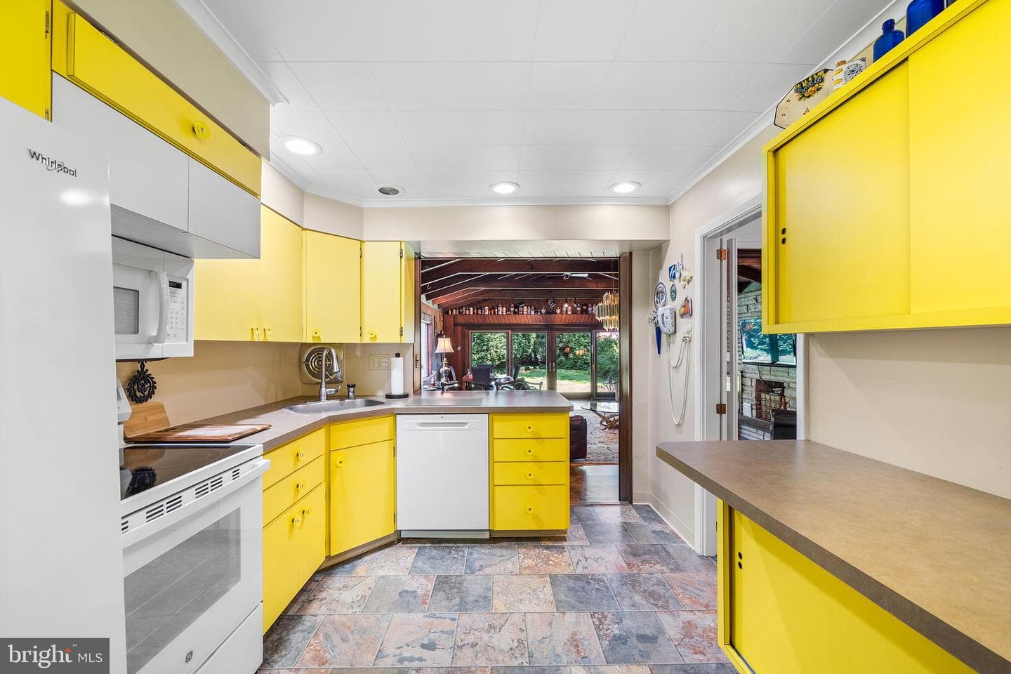 403 Meadow Lane photo 12