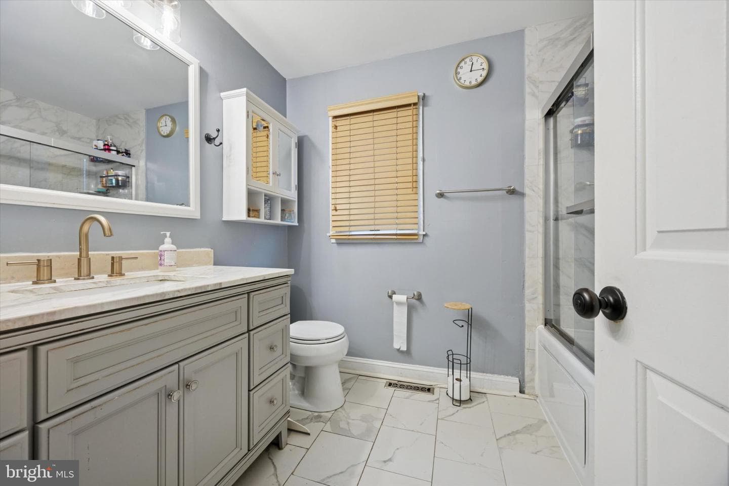 506 Flora Circle photo 16