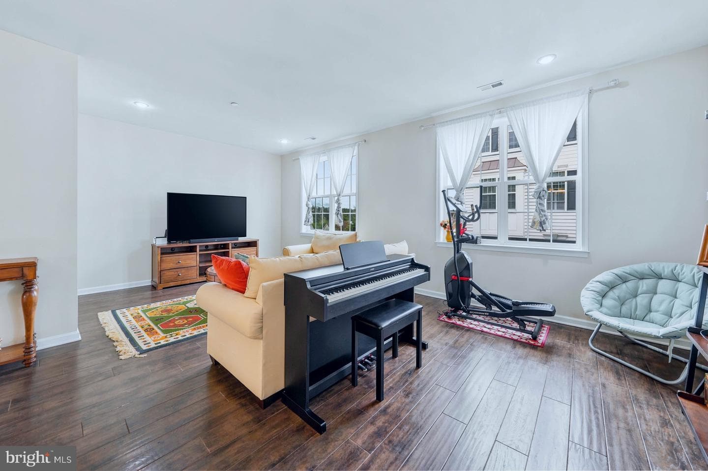 103b Jay Alley photo 7