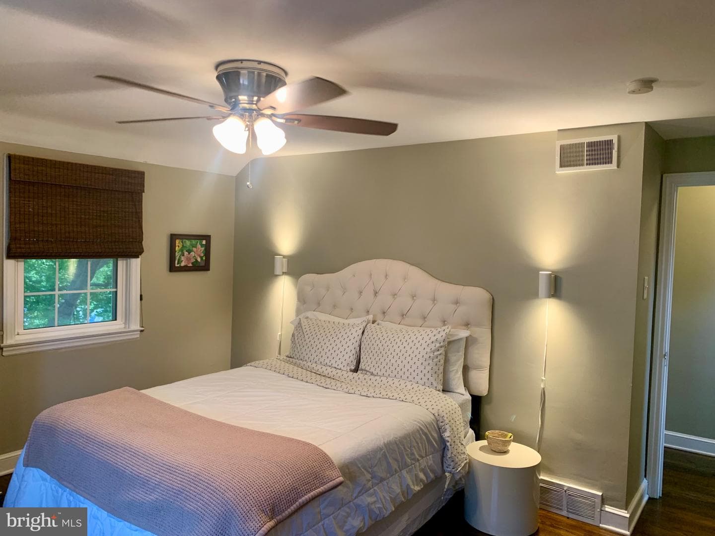 216 Wickford Road photo 28