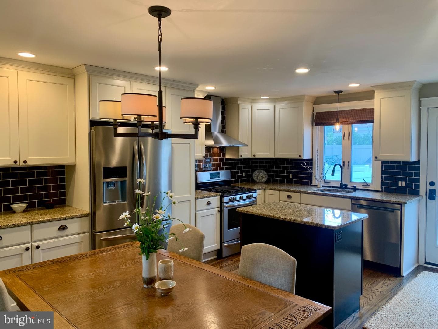 216 Wickford Road photo 3