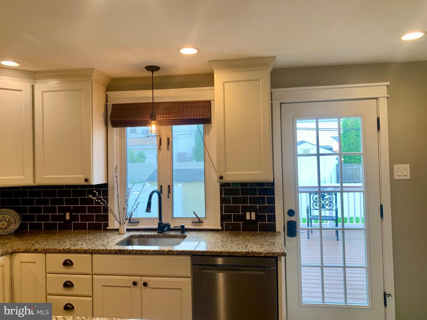 216 Wickford Road photo 7