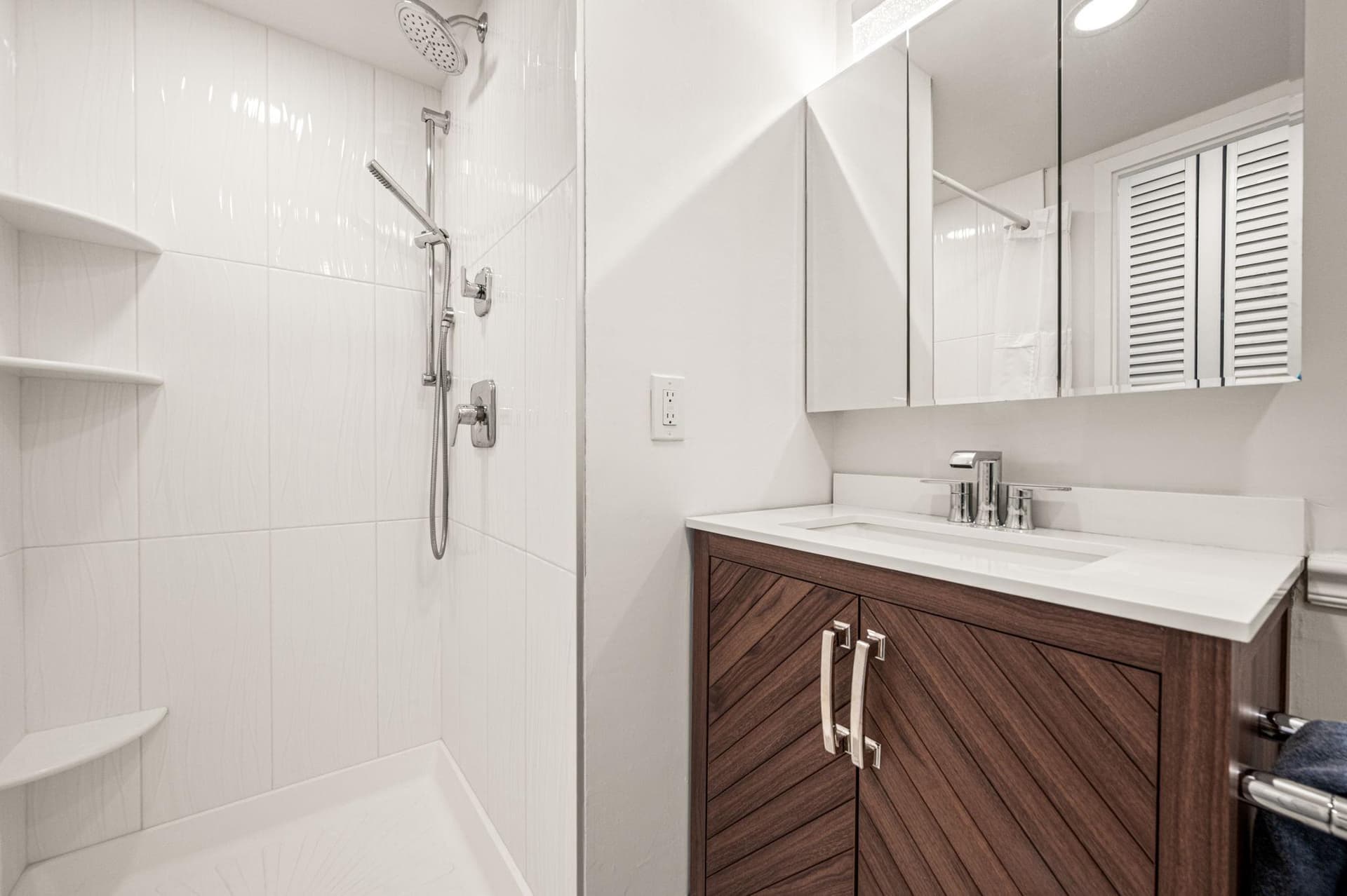 801 Yale Avenue #307 photo 16