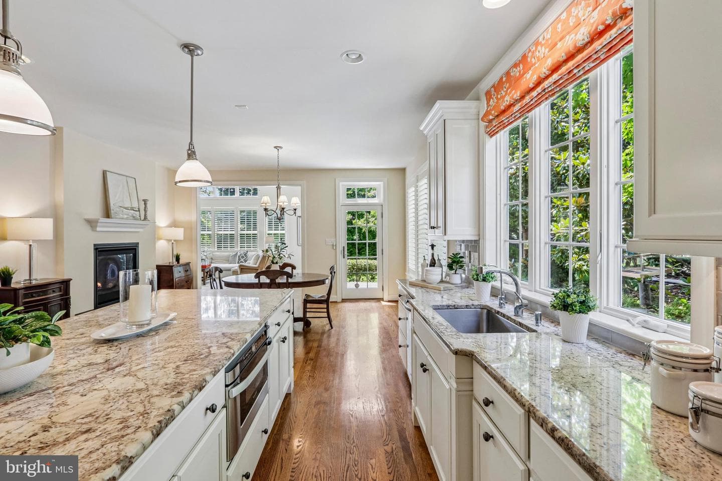 100 Braebank Lane photo 32